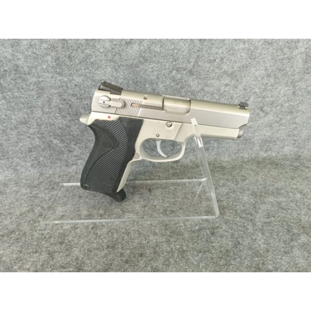 Pistolet samopowtarzalny mod. 6906, kal. 9x19, Smith&Wesson